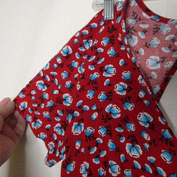 Forever 21 Floral Romper V Neck Keyhole Cap Sleeve - Picture 6 of 12